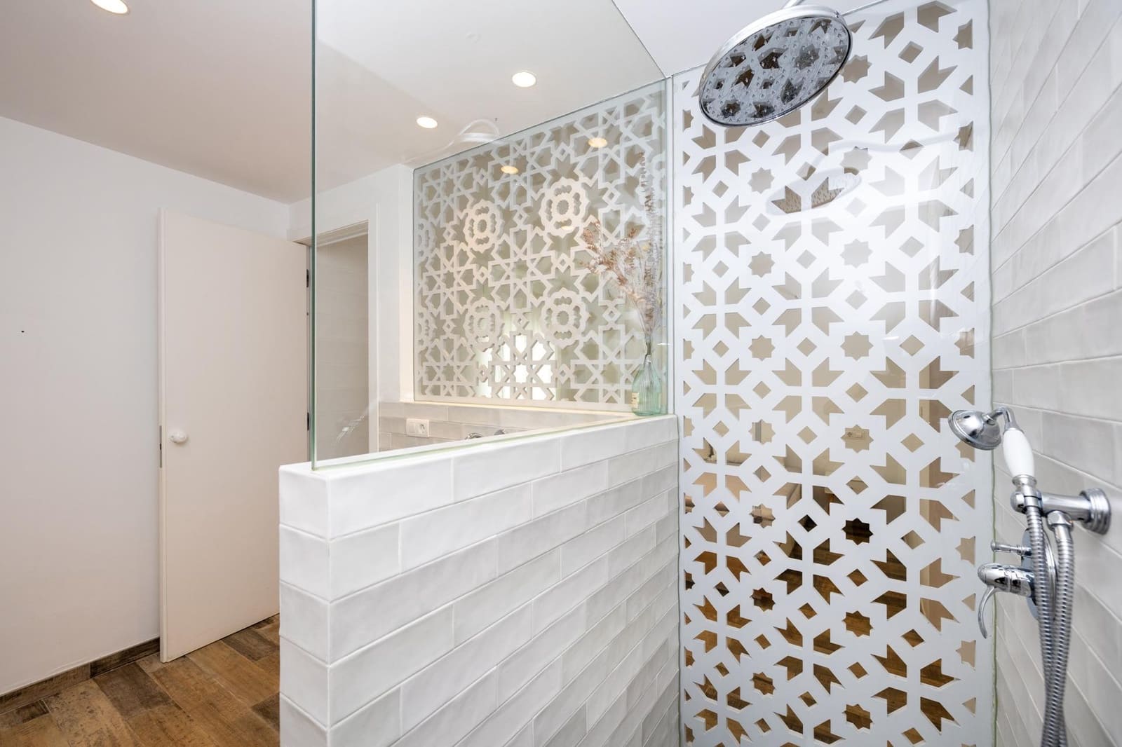 2 slaapkamer Rijtjeshuis te koop in Granada stad - € 480.000 (Ref: 9349146)