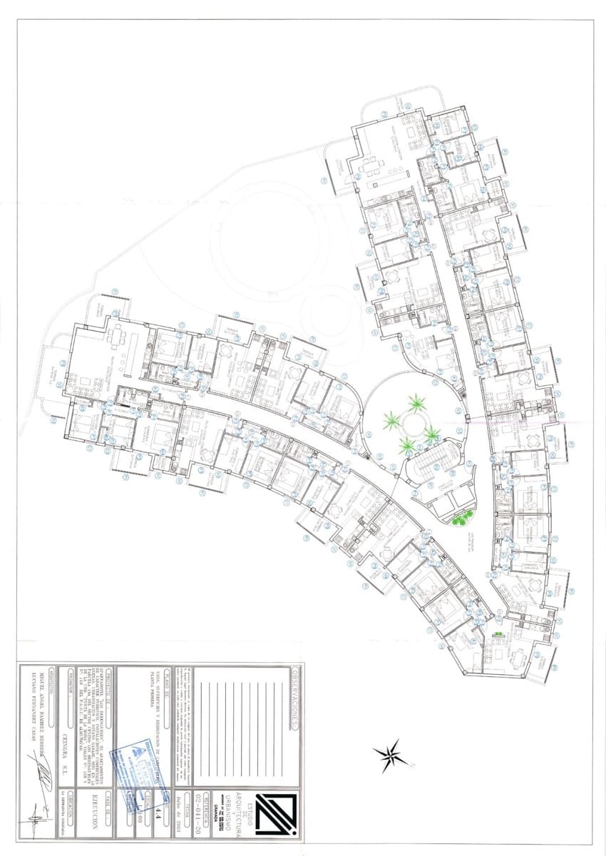 Ubebygd land til salgs i La Herradura - € 1 290 000 (Ref: 9349149)