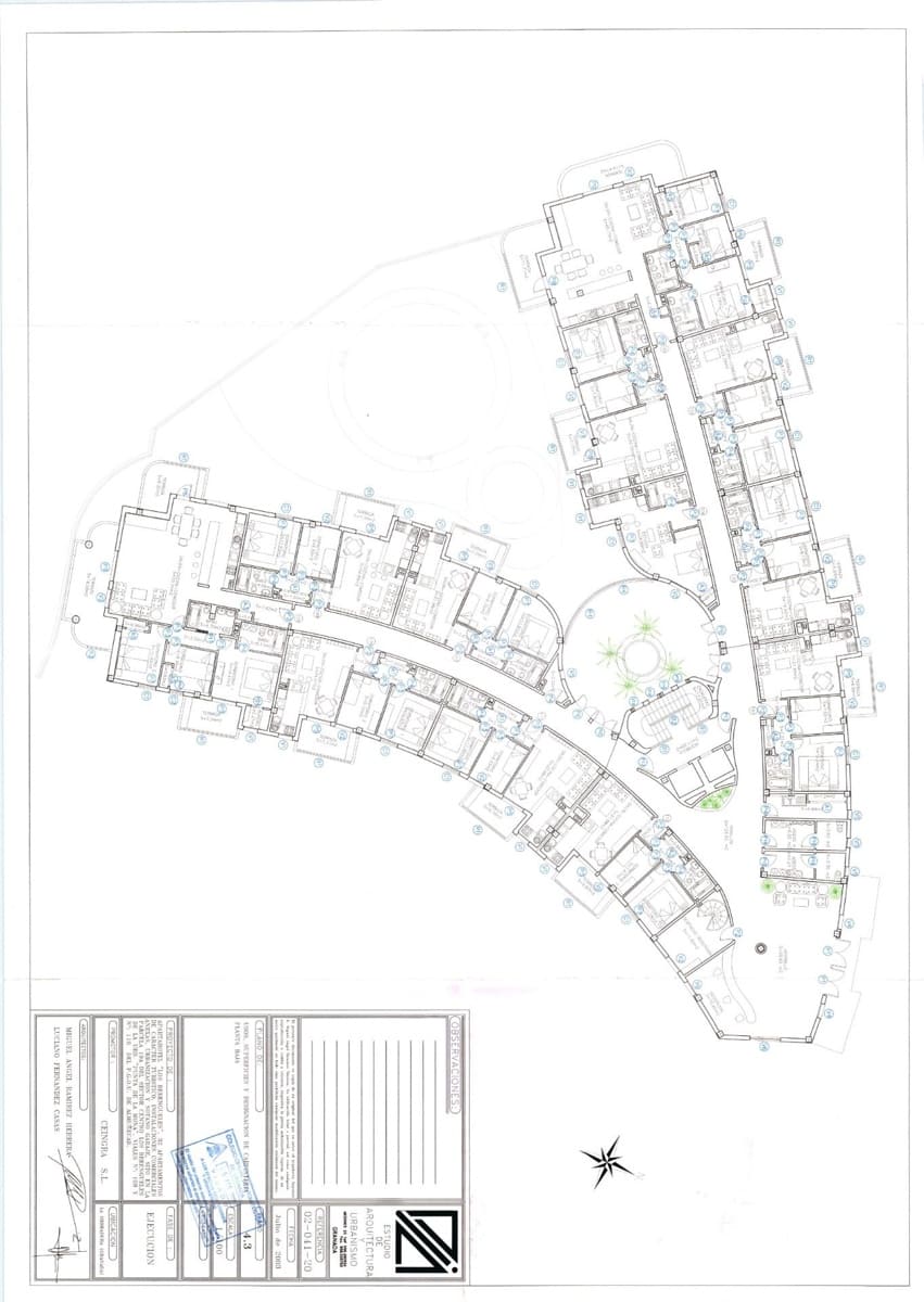Ubebygd land til salgs i La Herradura - € 1 290 000 (Ref: 9349149)