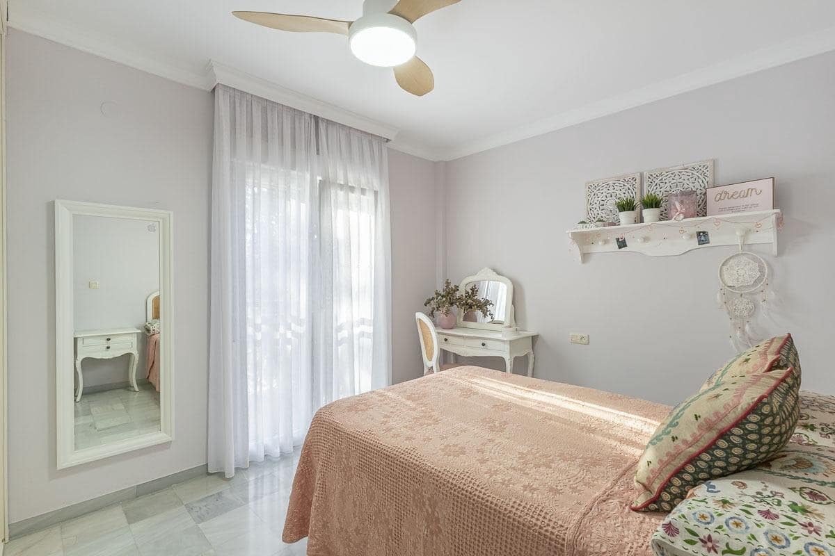 3 soverom Rekkehus til salgs i Motril med garasje - € 460 000 (Ref: 9371874)