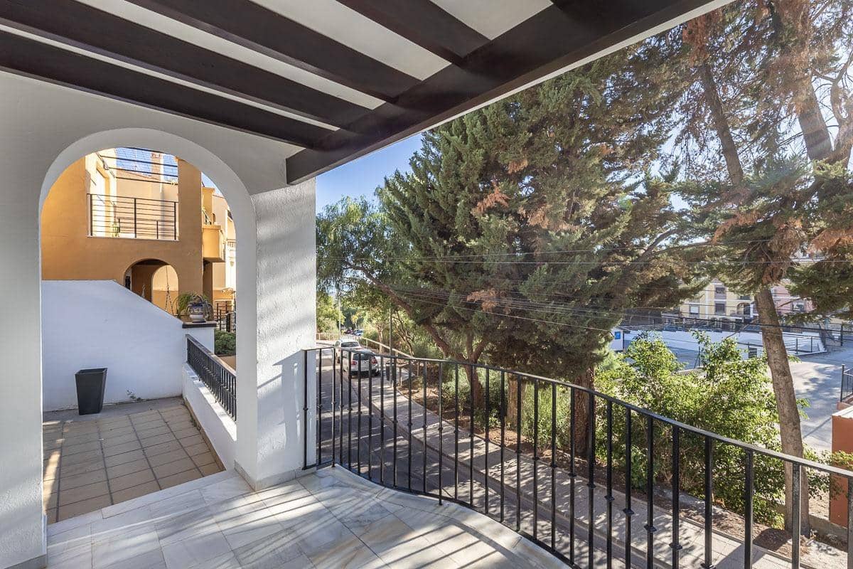 3 soverom Rekkehus til salgs i Motril med garasje - € 460 000 (Ref: 9371874)