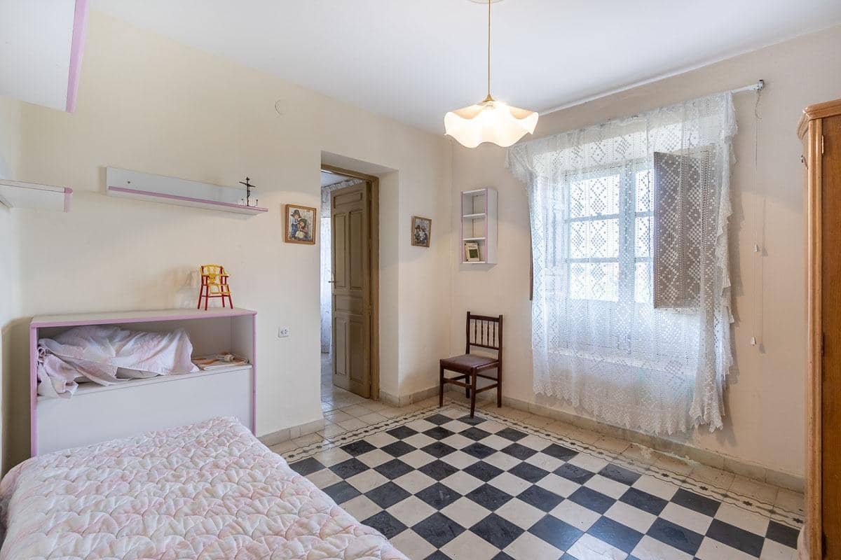 6 bedroom Finca/Country House for sale in Monachil with pool garage - € 500,000 (Ref: 9375041)