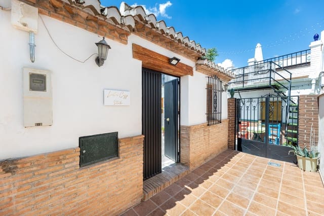 3 bedroom Villa for sale in Granada city - € 372,000 (Ref: 9382471)