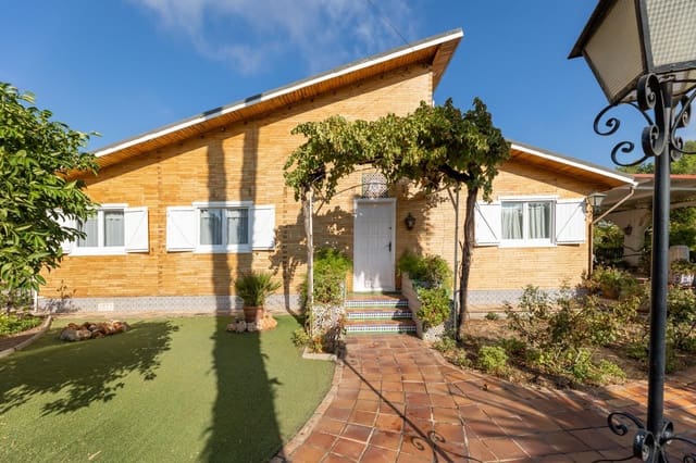 5 soveværelse Villa til salg i Albolote med swimmingpool garage - € 315.000 (Ref: 9385225)