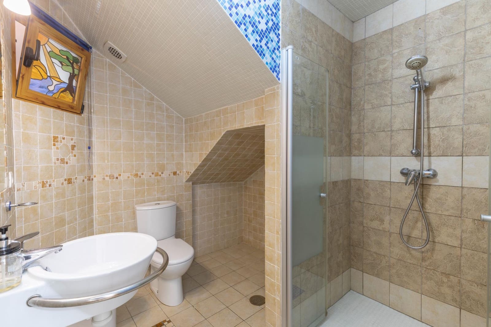 7 soverom Rekkehus til salgs i Granada by med garasje - € 470 000 (Ref: 9385226)