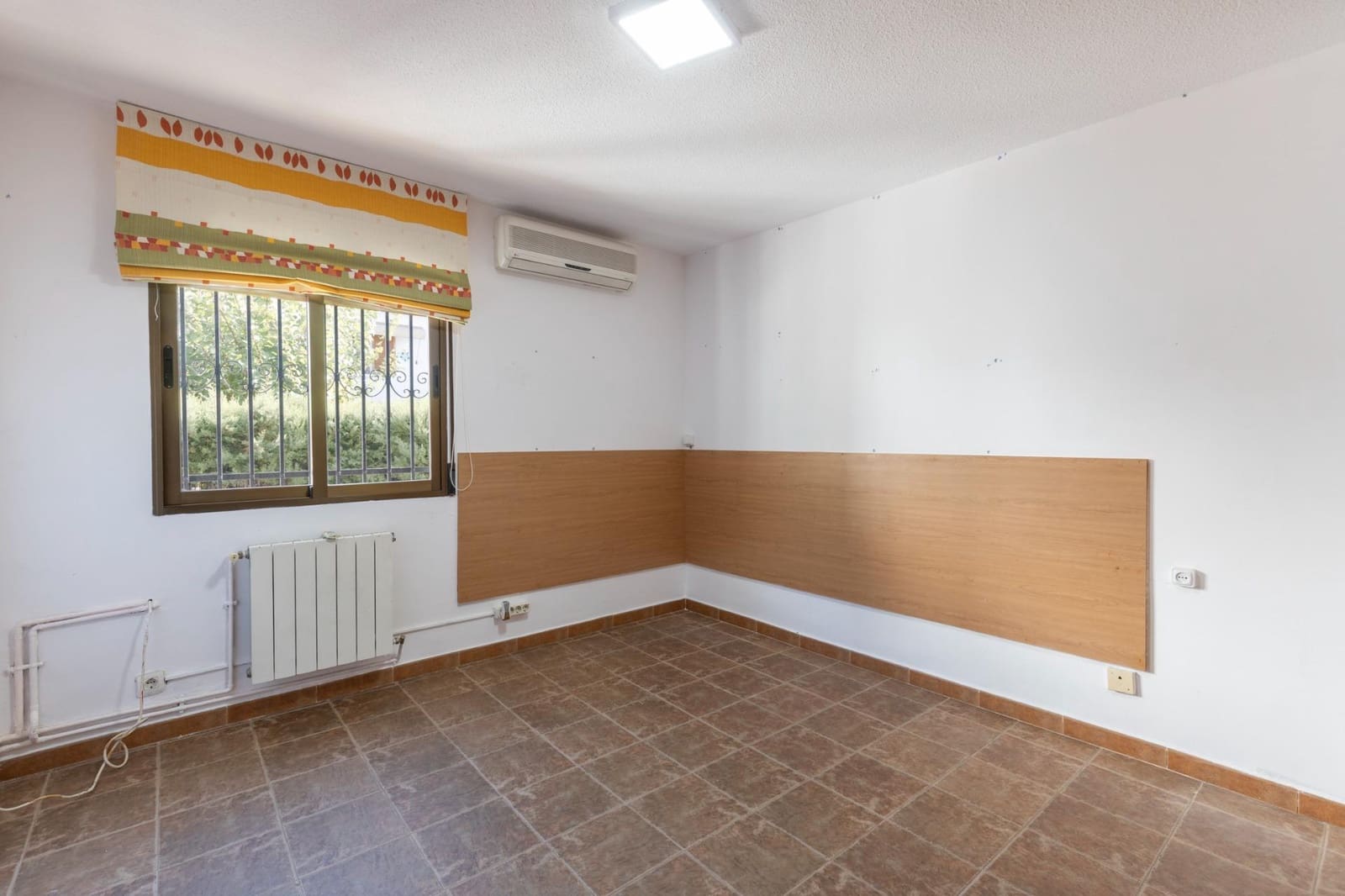 7 soverom Rekkehus til salgs i Granada by med garasje - € 470 000 (Ref: 9385226)