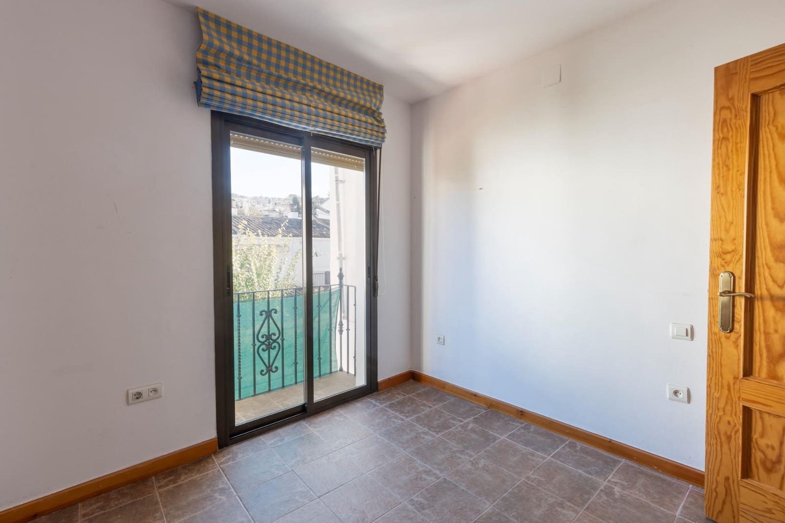 7 soverom Rekkehus til salgs i Granada by med garasje - € 470 000 (Ref: 9385226)