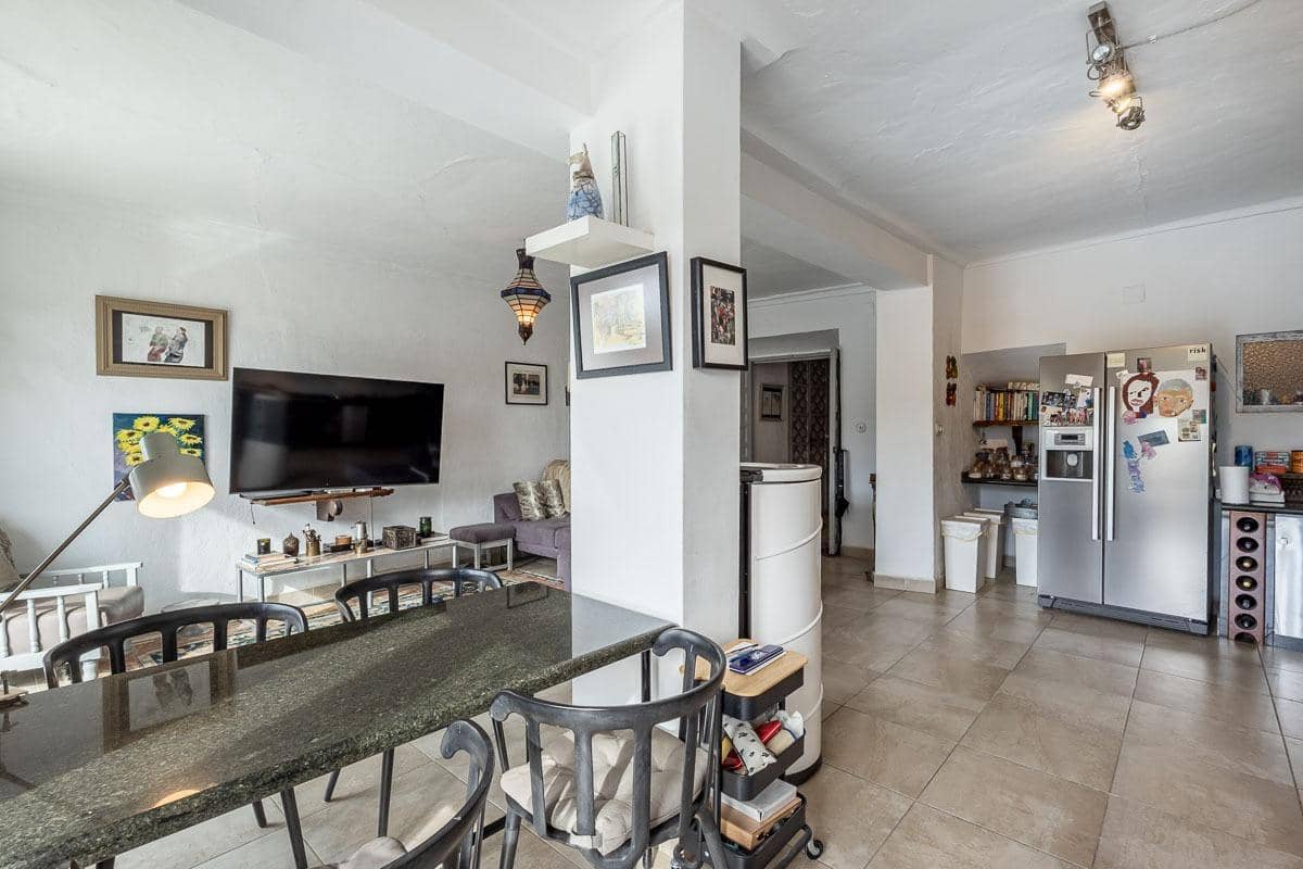 5 bedroom Villa for sale in Alhama de Granada - € 399,000 (Ref: 9385231)