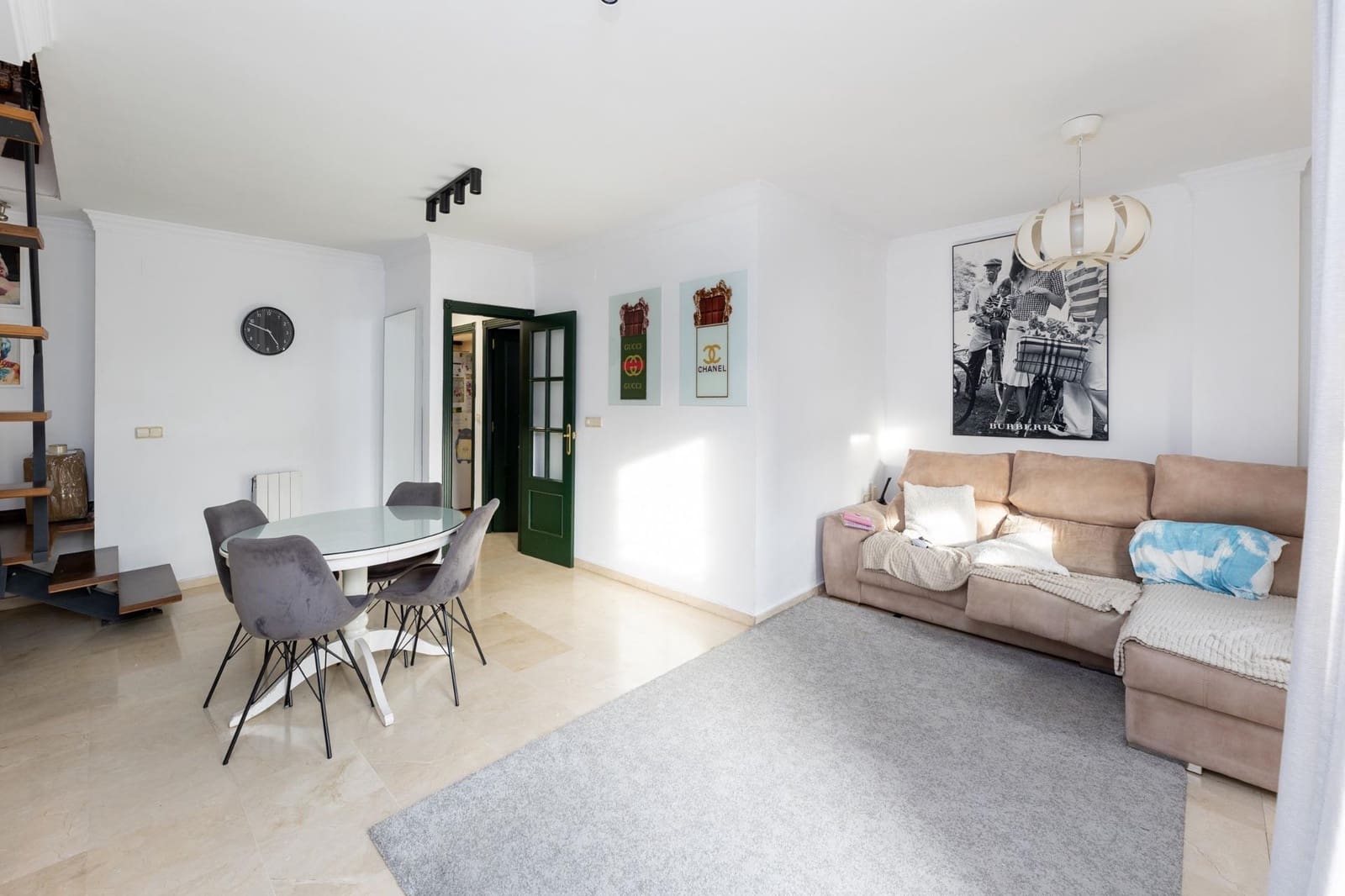 2 makuuhuone Huoneisto myytävänä paikassa Granada kaupunki mukana uima-altaan 
autotalli - 295 000 € (Ref: 9385233)