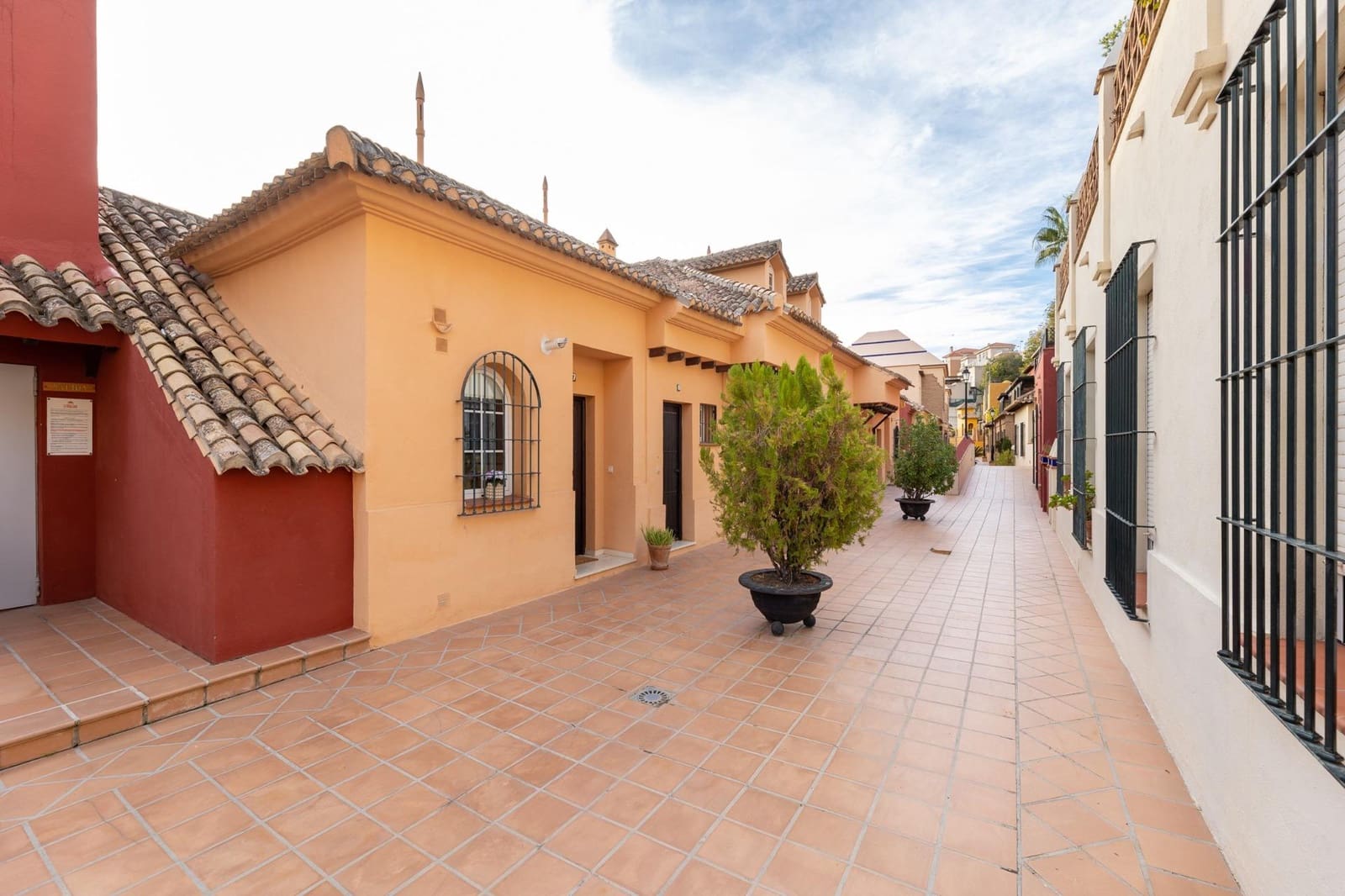 2 makuuhuone Huoneisto myytävänä paikassa Granada kaupunki mukana uima-altaan 
autotalli - 295 000 € (Ref: 9385233)