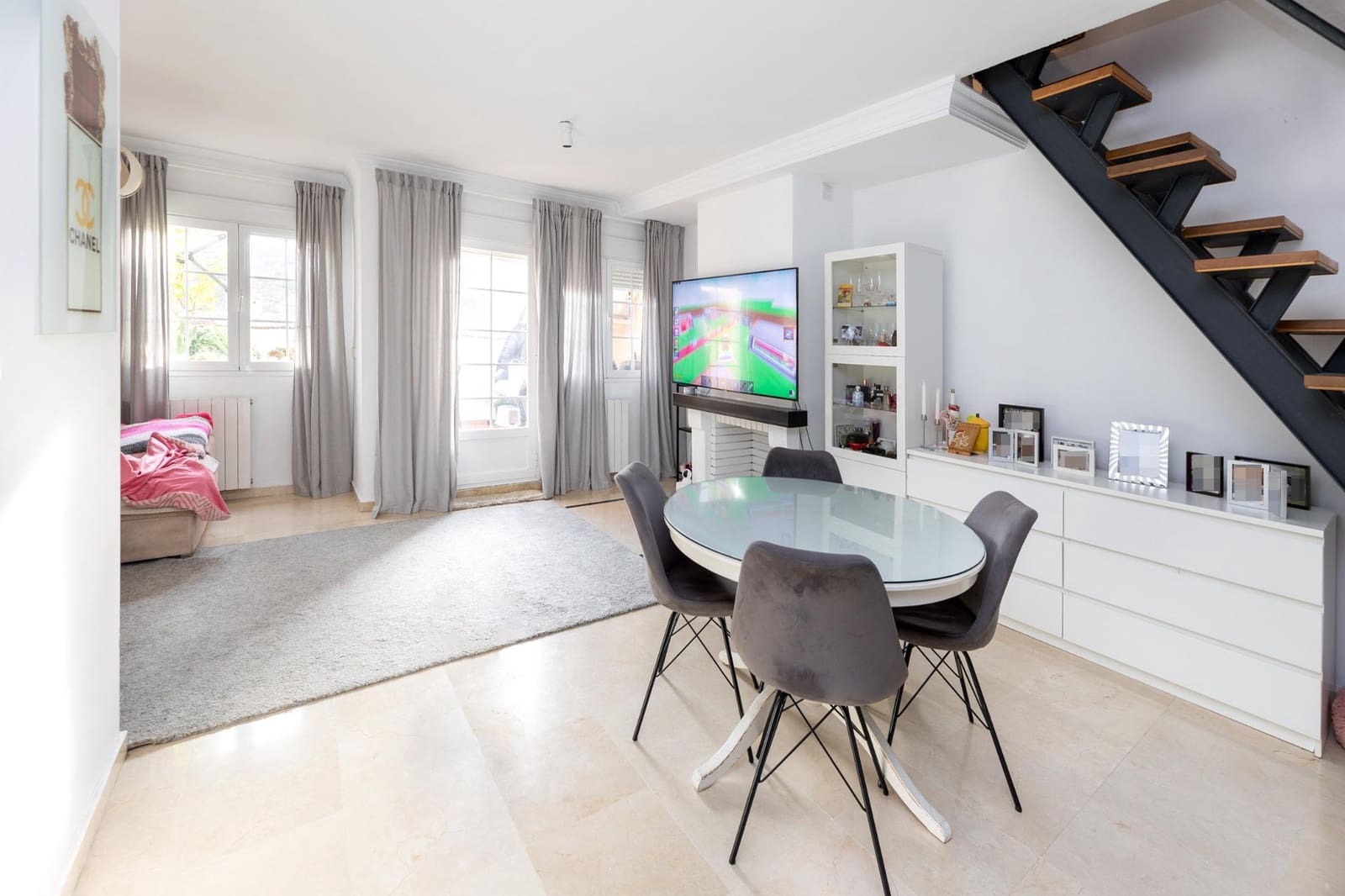 2 makuuhuone Huoneisto myytävänä paikassa Granada kaupunki mukana uima-altaan 
autotalli - 295 000 € (Ref: 9385233)