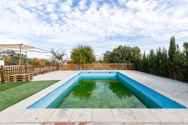 2 bedroom Finca/Country House for sale in Granada city with pool garage - € 129,900 (Ref: 9385234)