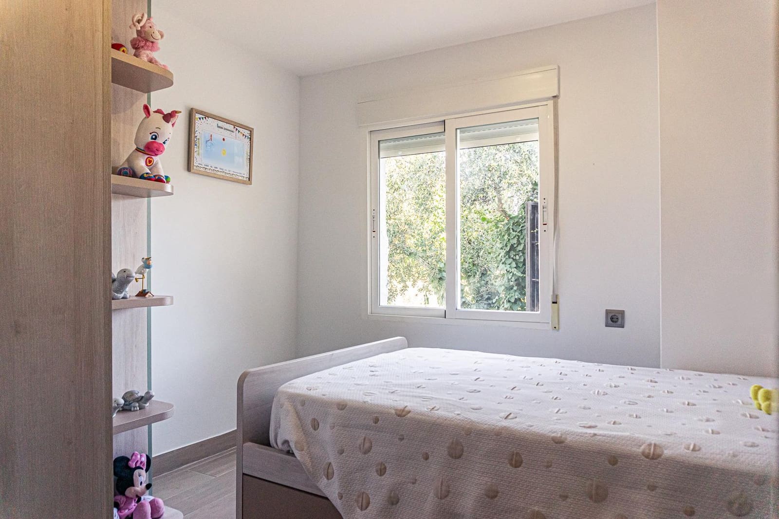 4 slaapkamer Finca/Landhuis te koop in Castillo de Locubin met zwembad - € 200.000 (Ref: 9393274)