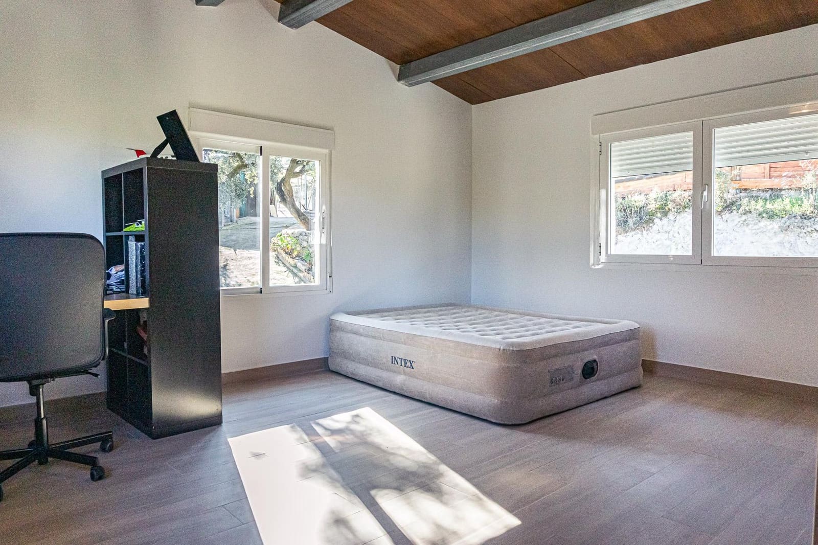 4 slaapkamer Finca/Landhuis te koop in Castillo de Locubin met zwembad - € 200.000 (Ref: 9393274)