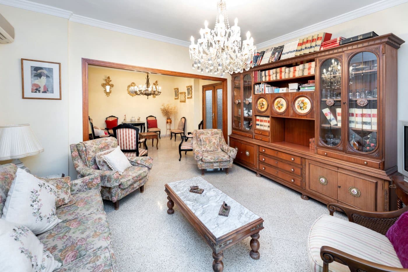 4 soverom Villa til salgs i Granada by med svømmebasseng garasje - € 790 000 (Ref: 9403021)