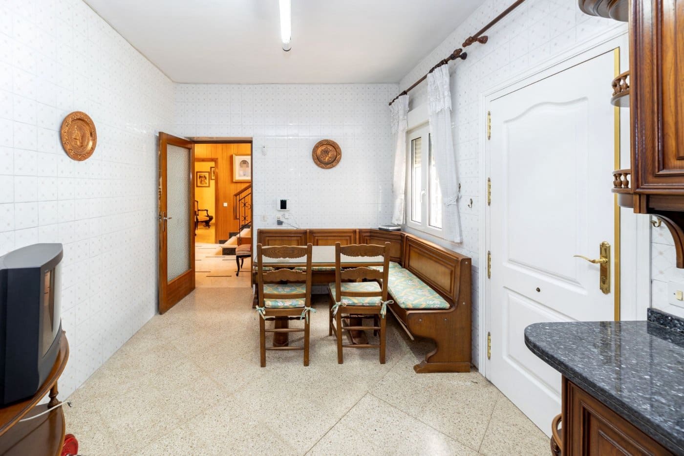 4 soverom Villa til salgs i Granada by med svømmebasseng garasje - € 790 000 (Ref: 9403021)