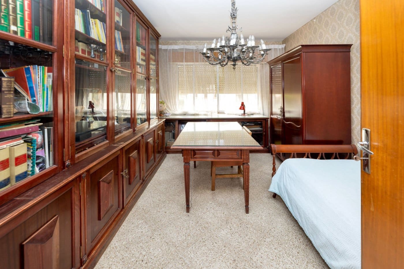 4 soverom Villa til salgs i Granada by med svømmebasseng garasje - € 790 000 (Ref: 9403021)