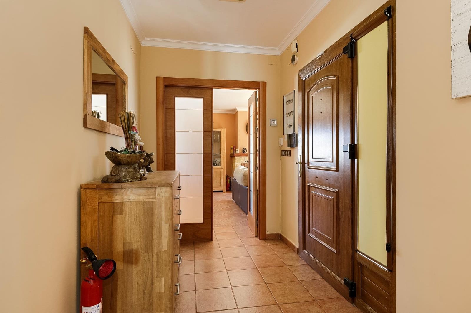 4 soverom Villa til salgs i Huetor Santillan med svømmebasseng garasje - € 330 000 (Ref: 9406320)