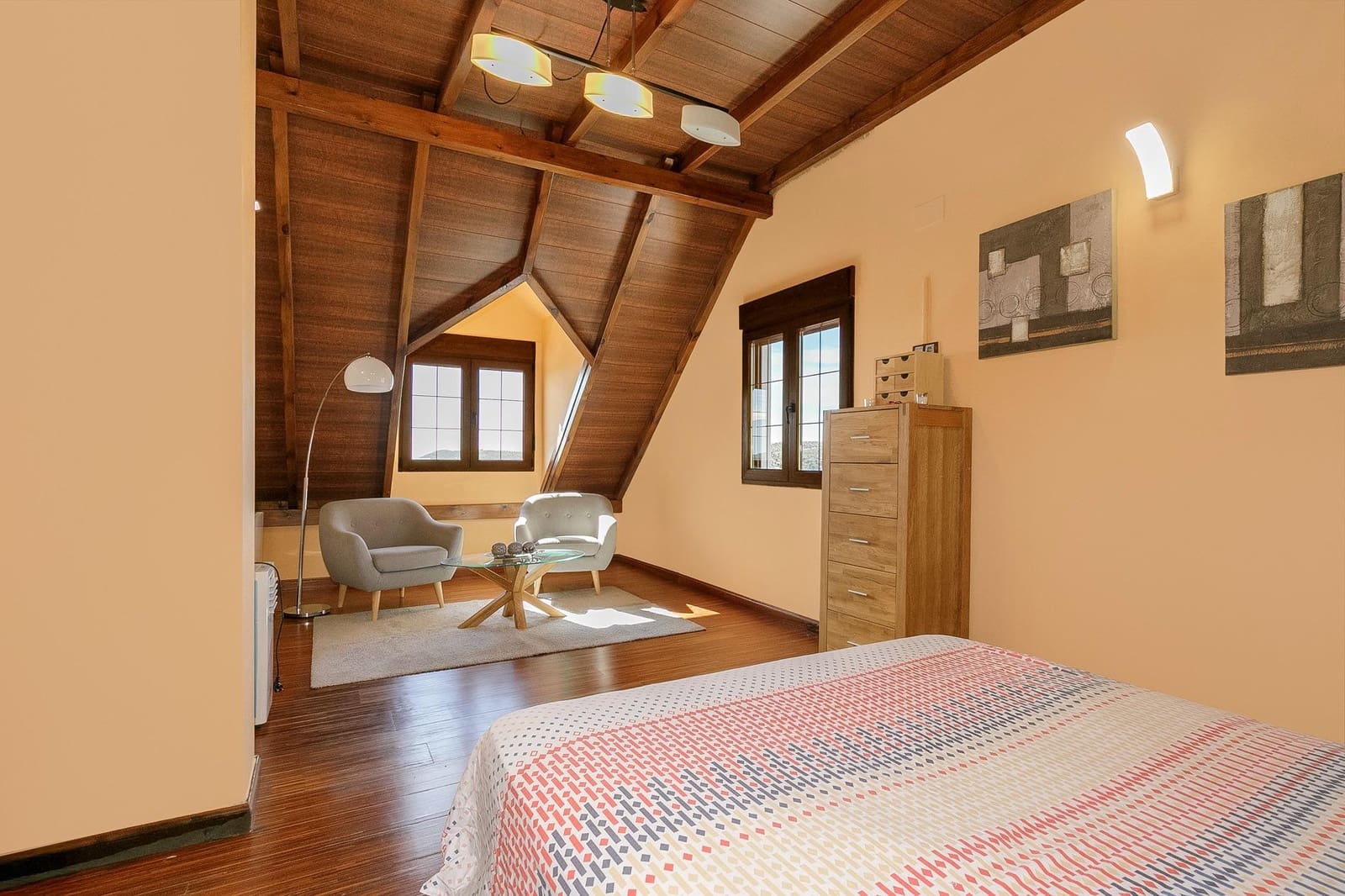 4 soverom Villa til salgs i Huetor Santillan med svømmebasseng garasje - € 330 000 (Ref: 9406320)