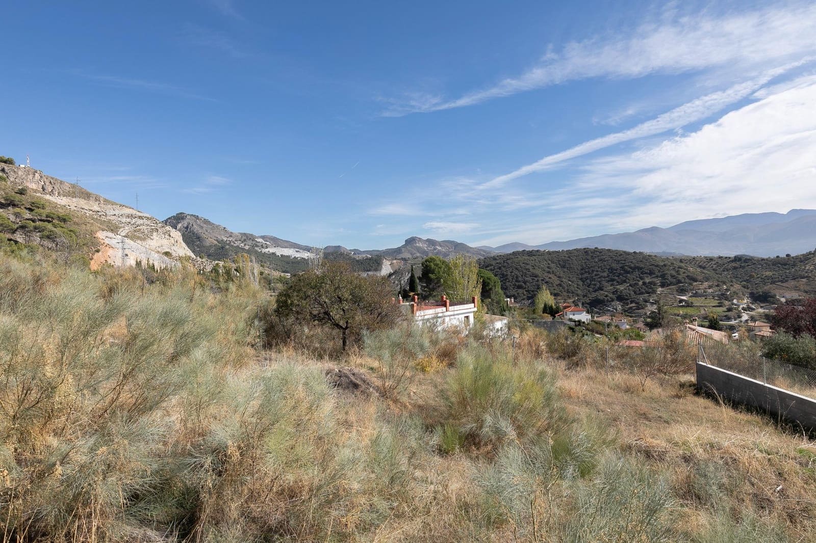 4 soverom Villa til salgs i Huetor Santillan med svømmebasseng garasje - € 330 000 (Ref: 9406320)