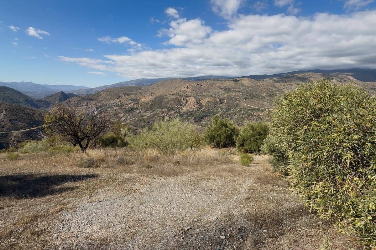 Ubebygd land til salgs i Torvizcon - € 80 000 (Ref: 9441384)