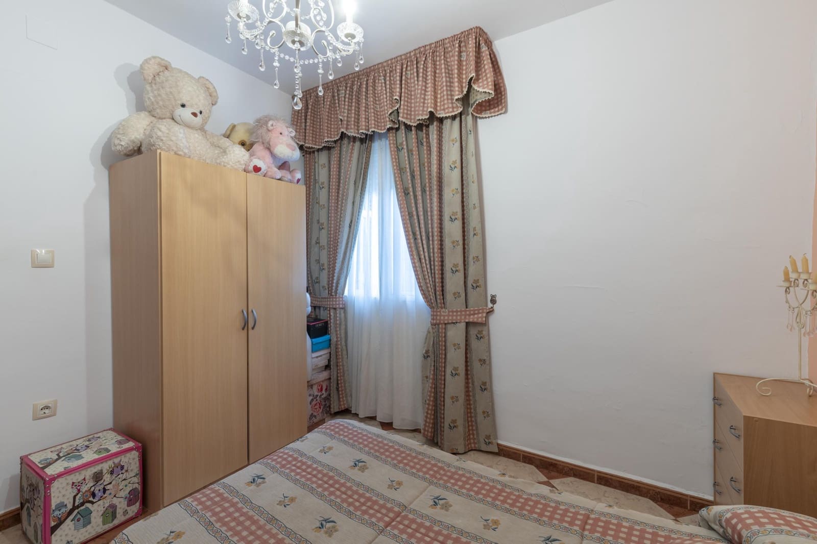 5 quarto Quinta/Casa Rural para venda em Huetor Tajar com garagem - 240 000 € (Ref: 9451008)