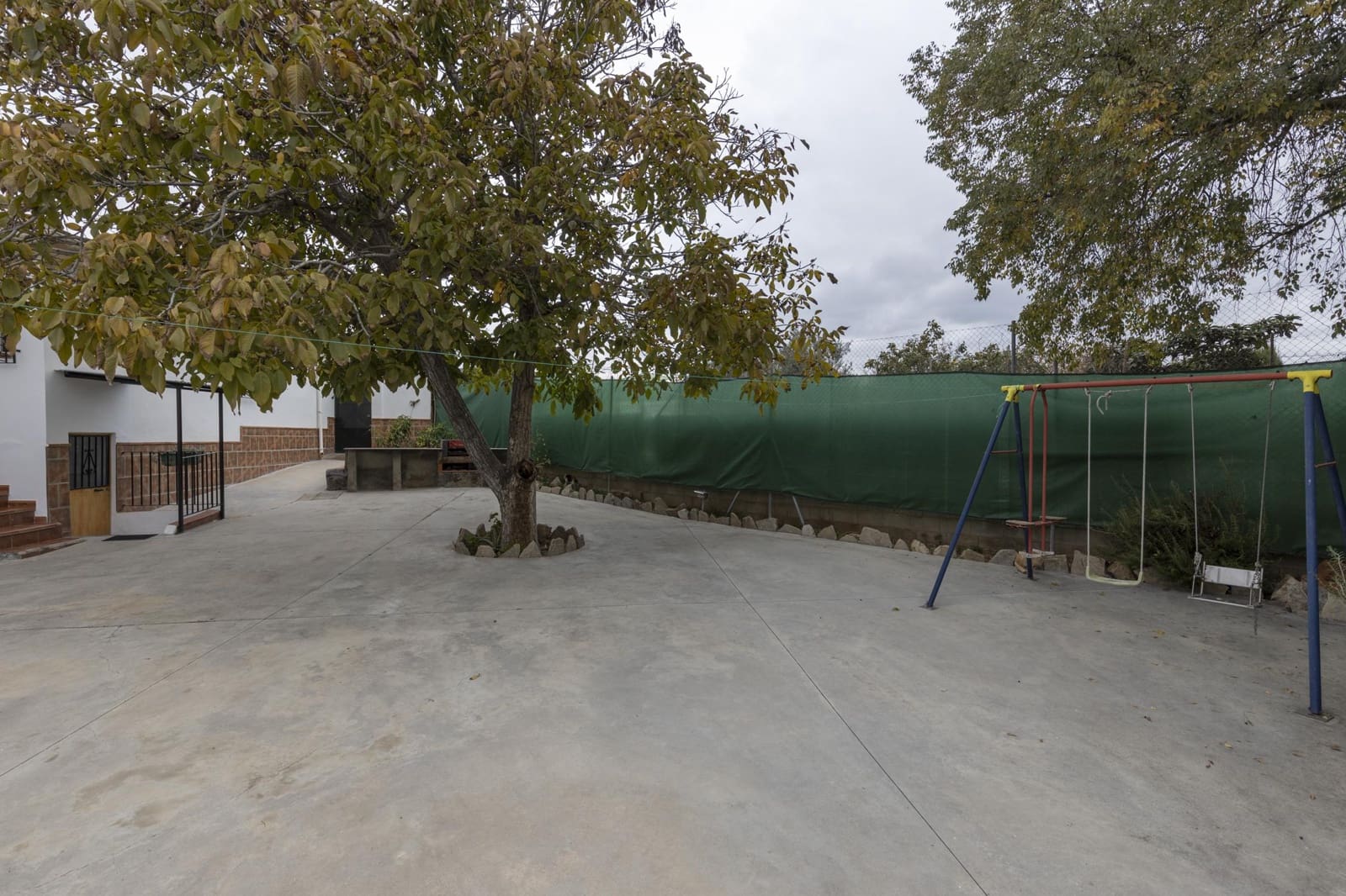 5 quarto Quinta/Casa Rural para venda em Huetor Tajar com garagem - 240 000 € (Ref: 9451008)