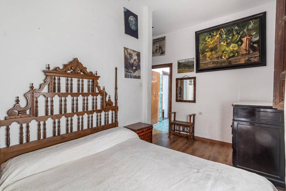 6 Zimmer Villa zu verkaufen in Granada Stadt mit Pool - 2.100.000 € (Ref: 9470932)