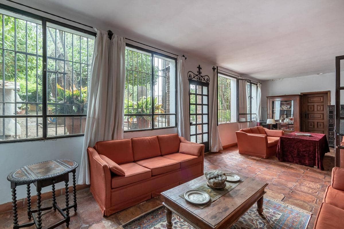6 Zimmer Villa zu verkaufen in Granada Stadt mit Pool - 2.100.000 € (Ref: 9470932)