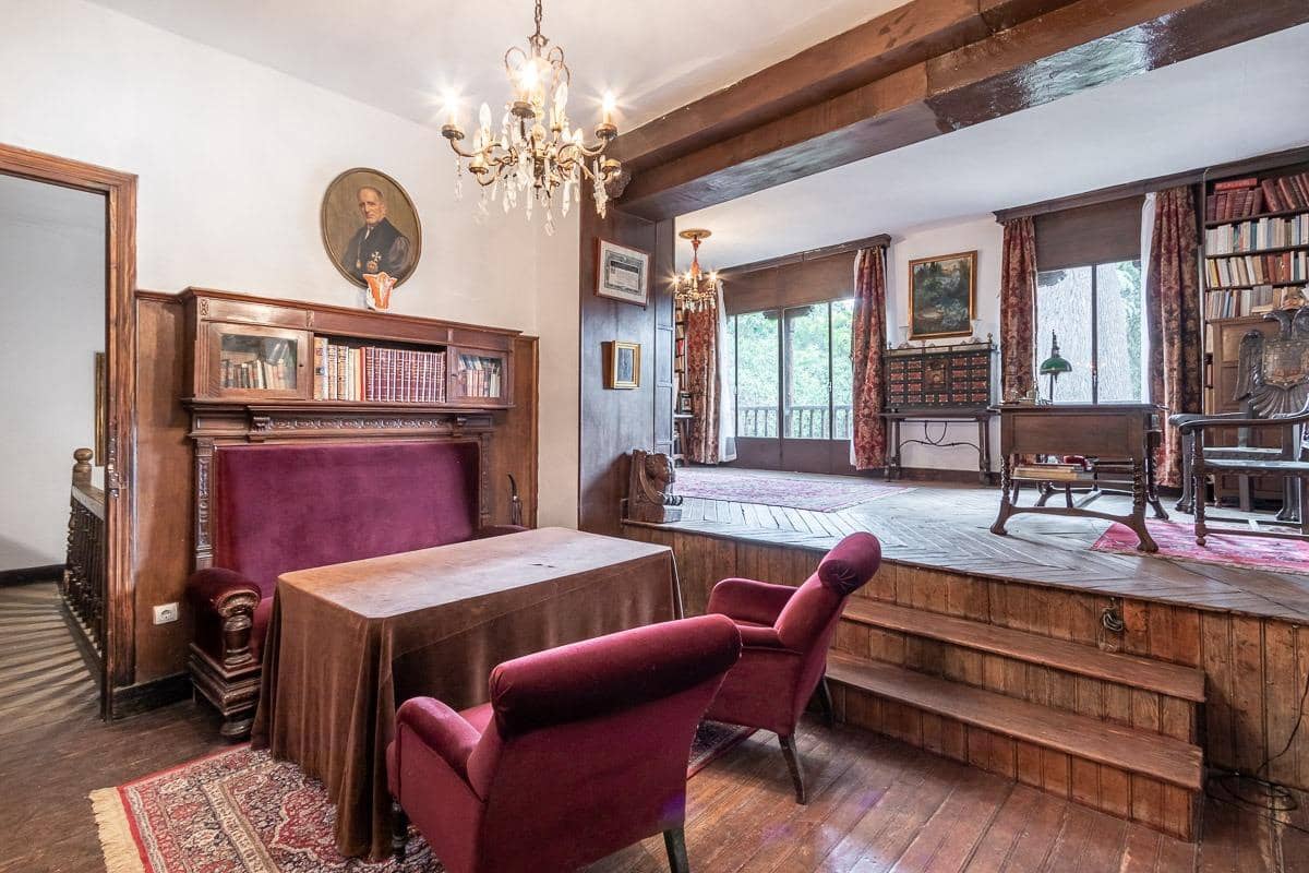 6 Zimmer Villa zu verkaufen in Granada Stadt mit Pool - 2.100.000 € (Ref: 9470932)