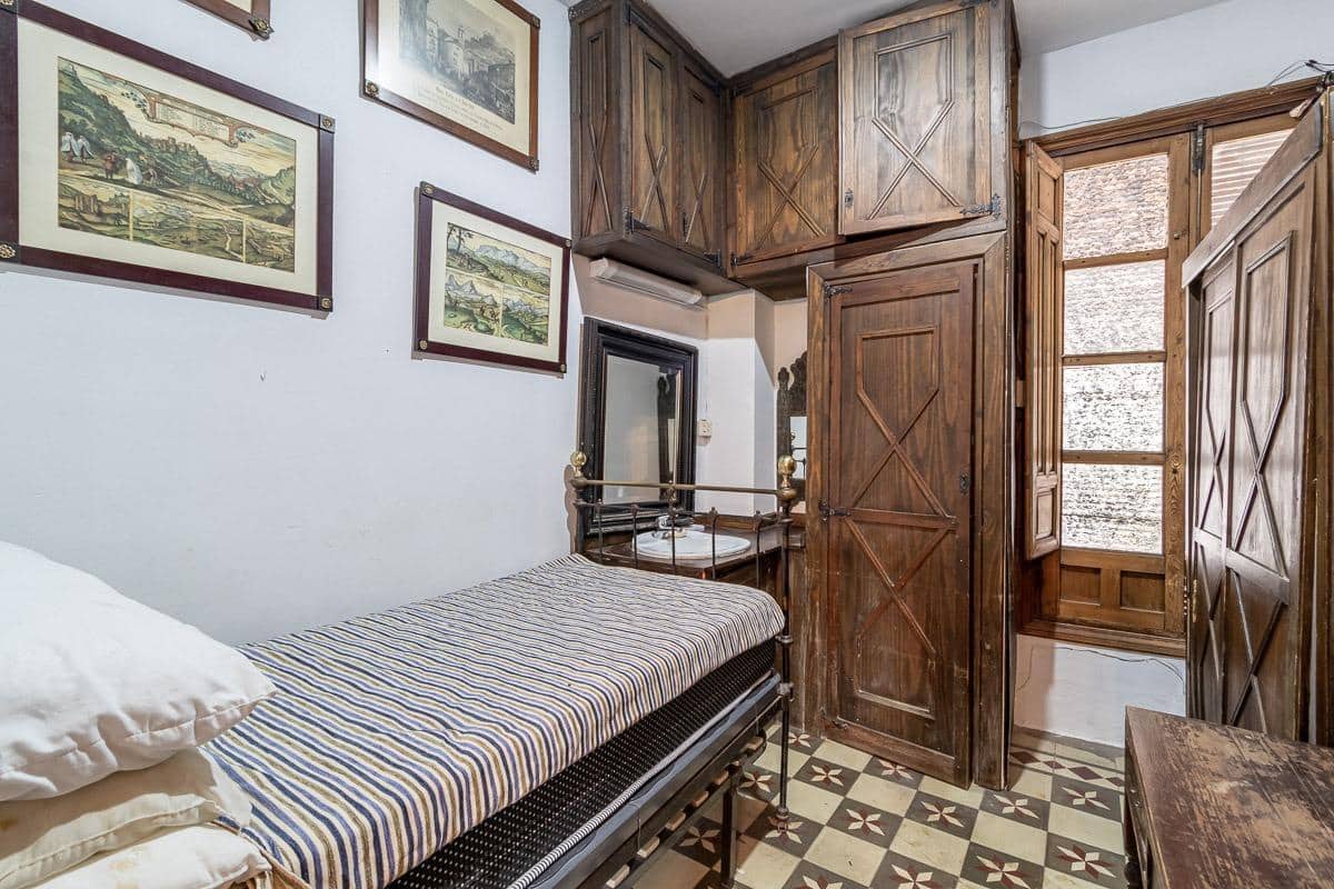 6 Zimmer Villa zu verkaufen in Granada Stadt mit Pool - 2.100.000 € (Ref: 9470932)