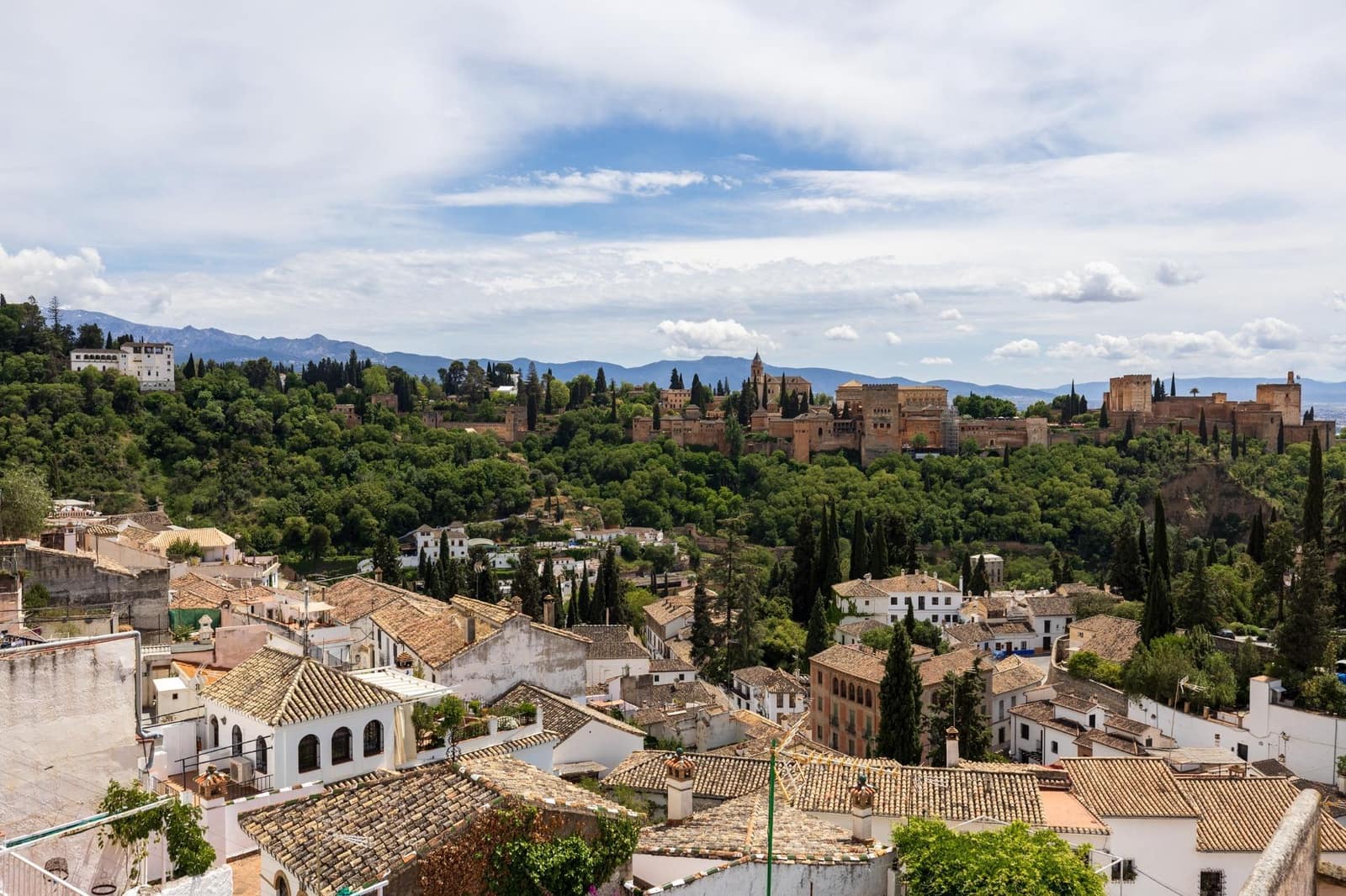 2 bedroom Villa for sale in Granada city - € 379,000 (Ref: 9498923)