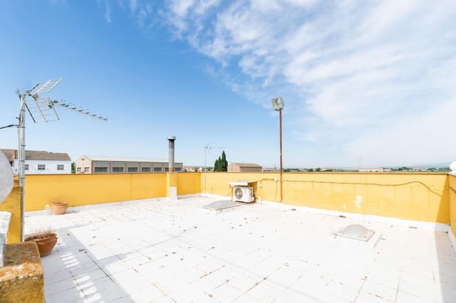 Chalet de 3 habitaciones en Granada ciudad en venta - 95.000 € (Ref: 9504328)