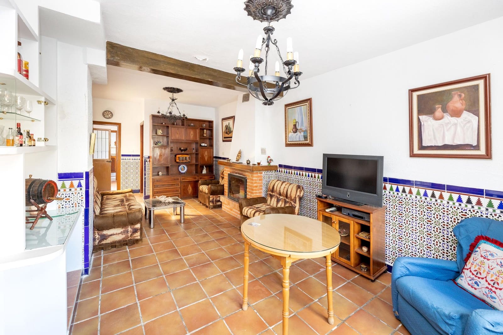 4 slaapkamer Finca/Landhuis te koop in Granada stad - € 149.000 (Ref: 9508526)