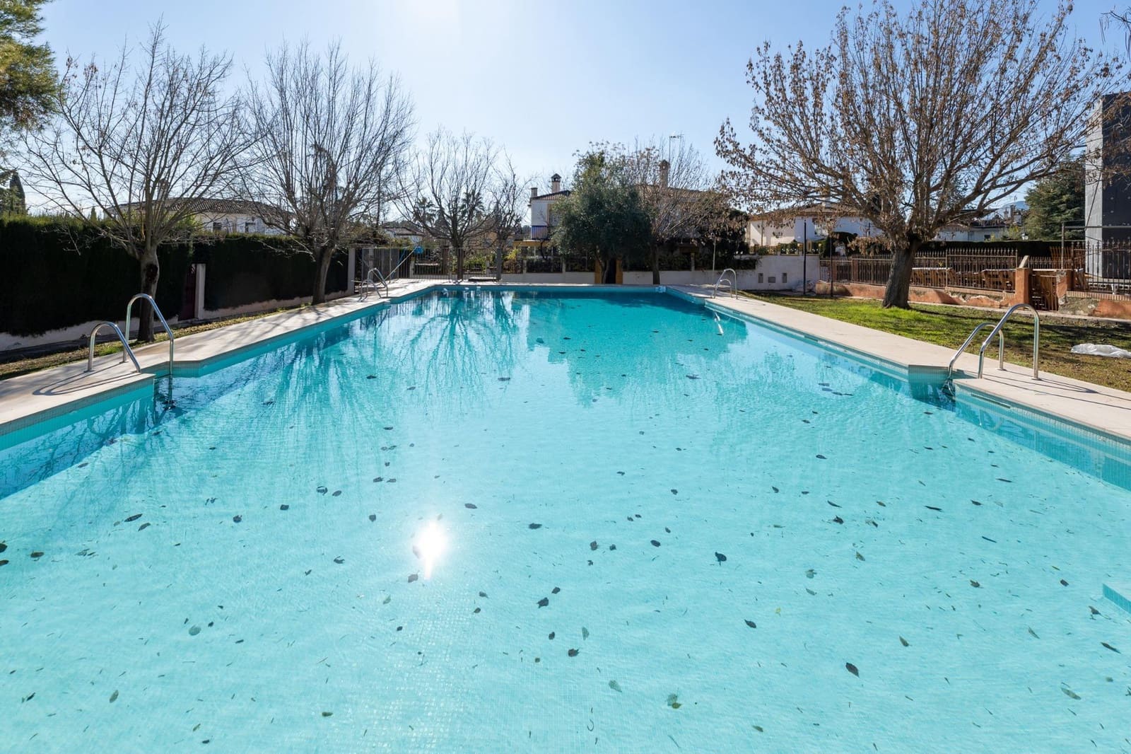 5 soverom Villa til salgs i Albolote med svømmebasseng garasje - € 350 000 (Ref: 9513450)