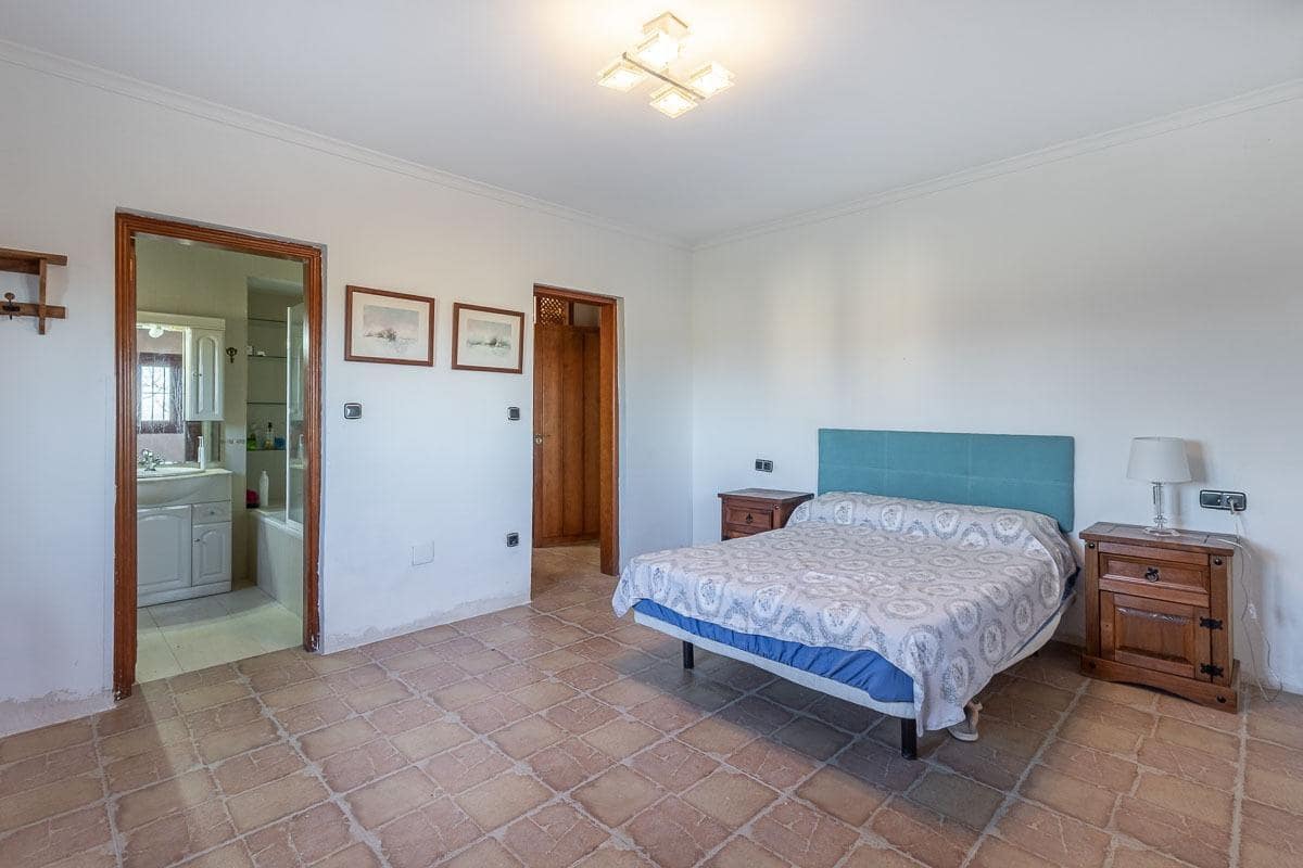 4 camera da letto Finca/Casa di Campagna in vendita in Moraleda de Zafayona con piscina garage - 260.000 € (Rif: 9513451)