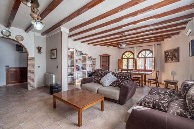 4 camera da letto Finca/Casa di Campagna in vendita in Moraleda de Zafayona con piscina garage - 260.000 € (Rif: 9513451)