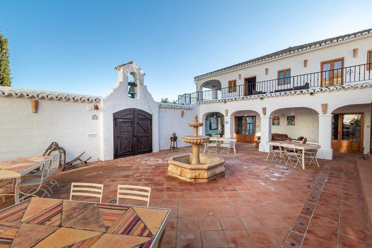 14 quarto Moradia para venda em Alcaudete com piscina garagem - 1 190 000 € (Ref: 9574469)