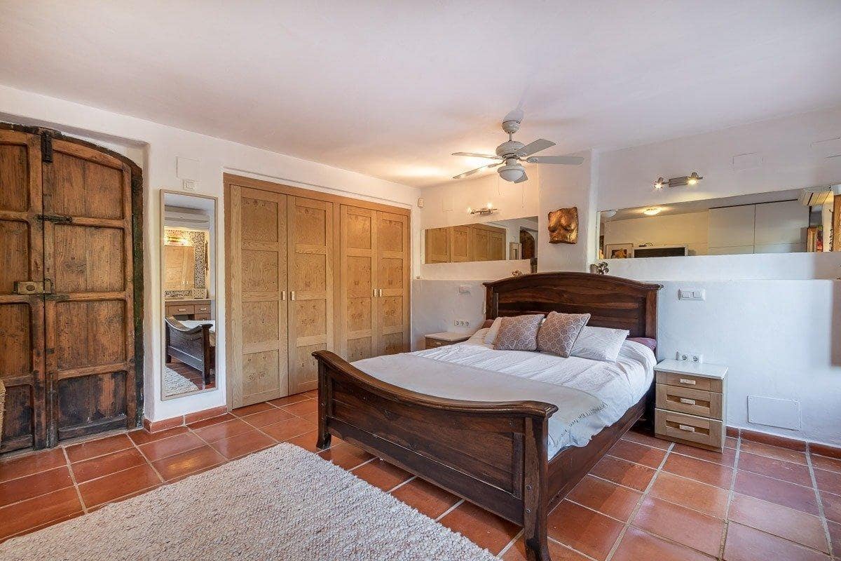 14 quarto Moradia para venda em Alcaudete com piscina garagem - 1 190 000 € (Ref: 9574469)