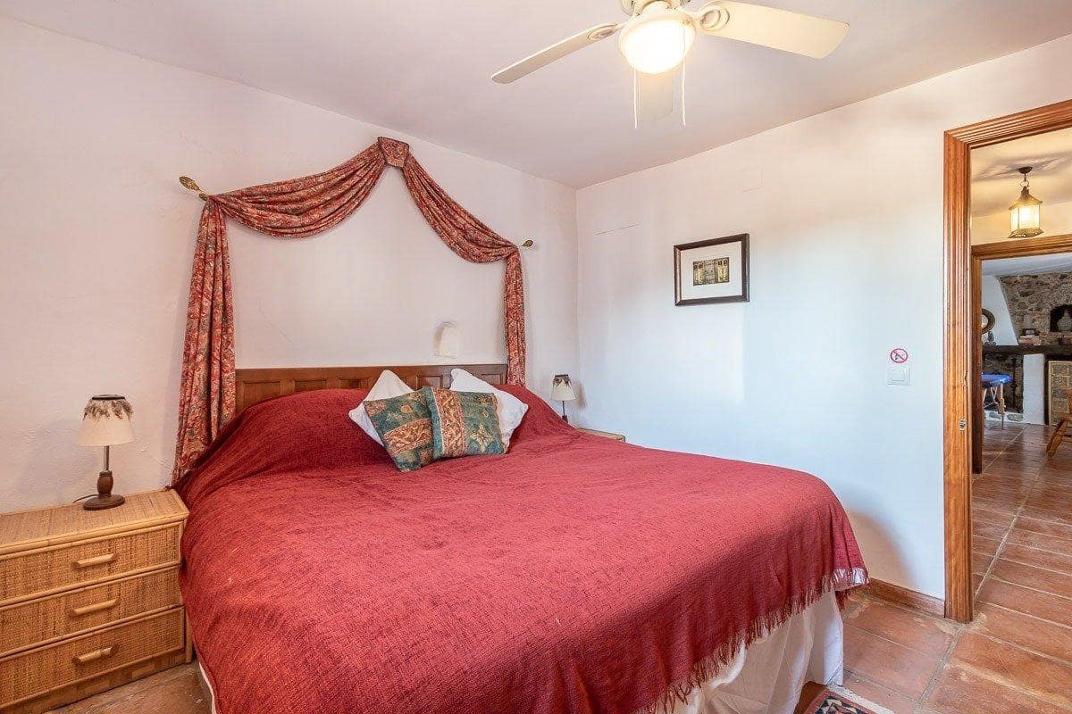 14 quarto Moradia para venda em Alcaudete com piscina garagem - 1 190 000 € (Ref: 9574469)