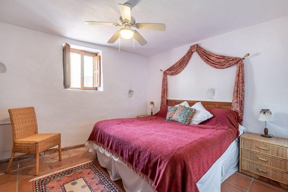 14 quarto Moradia para venda em Alcaudete com piscina garagem - 1 190 000 € (Ref: 9574469)