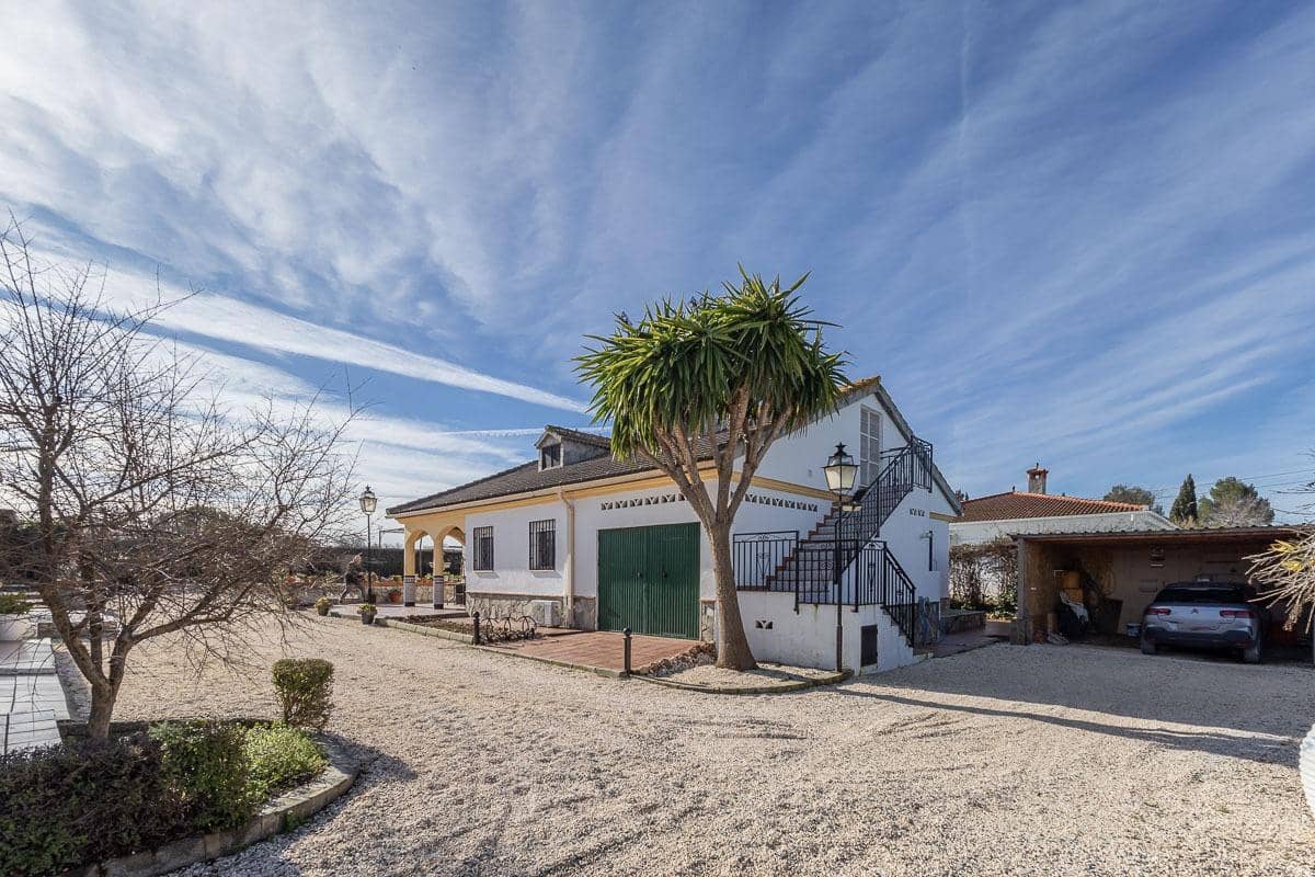 9 sypialnia Willa na sprzedaż w Moraleda de Zafayona z basenem - 330 000 € (Ref: 9620890)