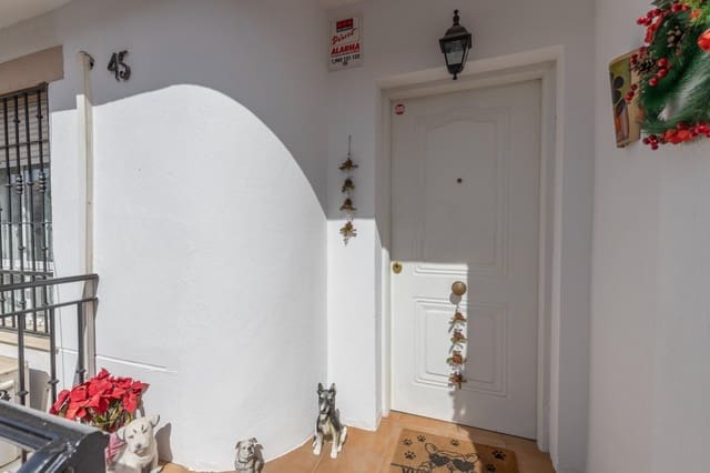 4 quarto Moradia para venda em Churriana de la Vega com garagem - 269 000 € (Ref: 9690325)