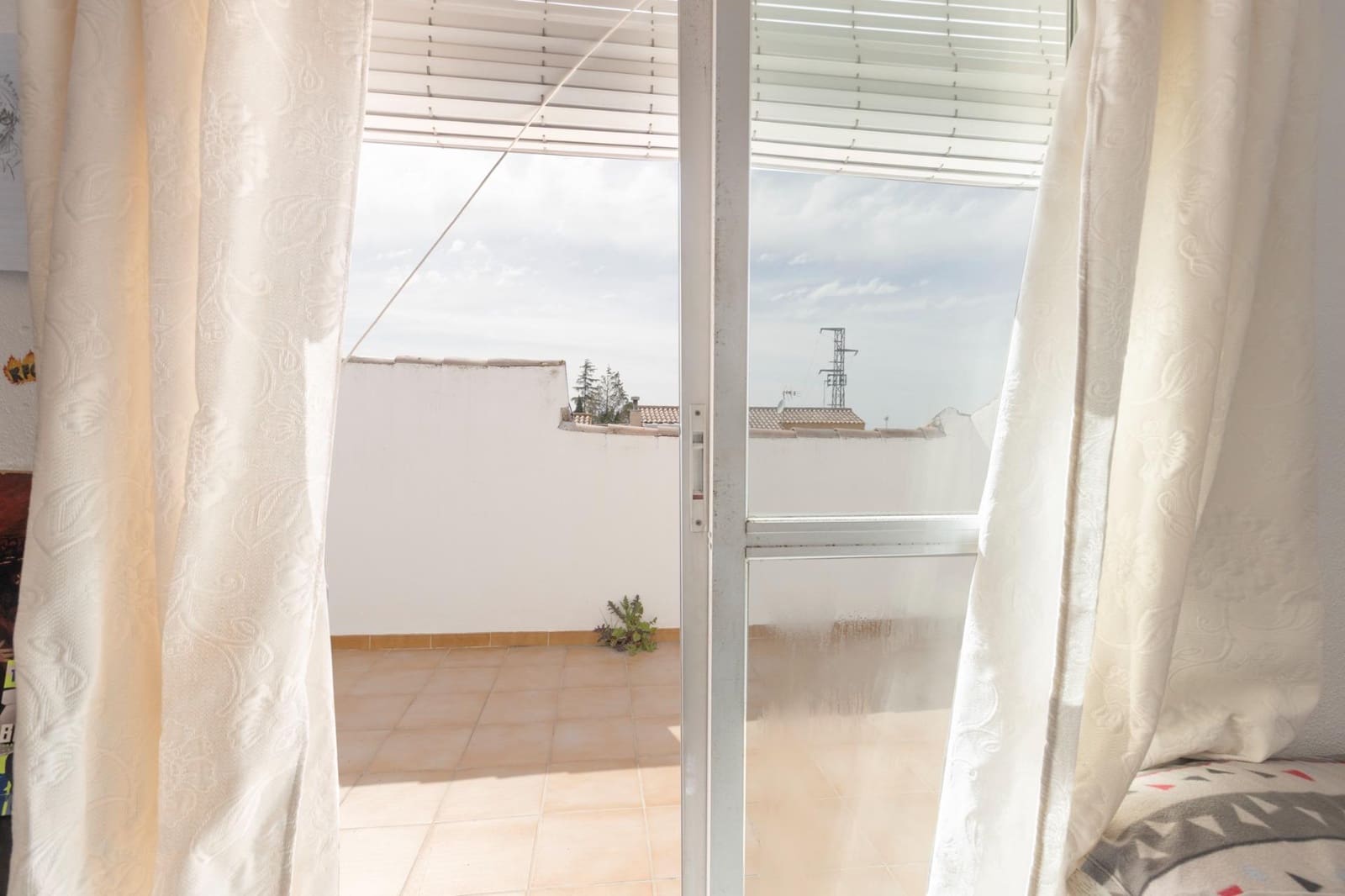 4 bedroom Villa for sale in Churriana de la Vega with garage - € 269,000 (Ref: 9690325)