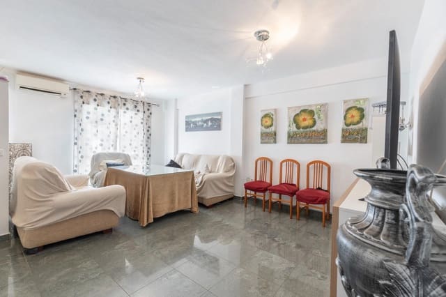 4 quarto Moradia para venda em Churriana de la Vega com garagem - 269 000 € (Ref: 9690325)