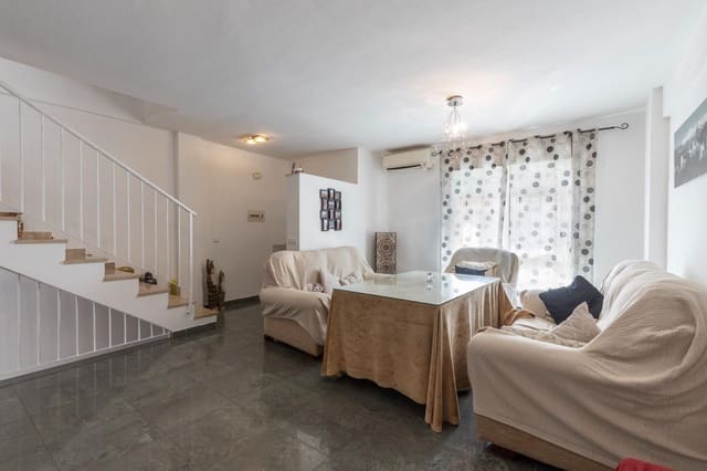 4 quarto Moradia para venda em Churriana de la Vega com garagem - 269 000 € (Ref: 9690325)