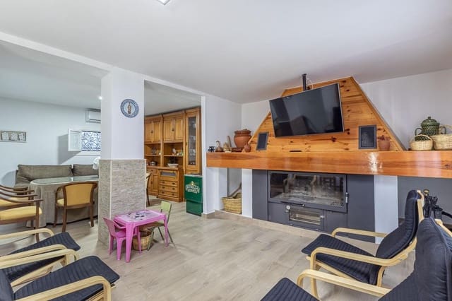 4 camera da letto Finca/Casa di Campagna in vendita in Los Guajares con piscina - 299.900 € (Rif: 9698129)