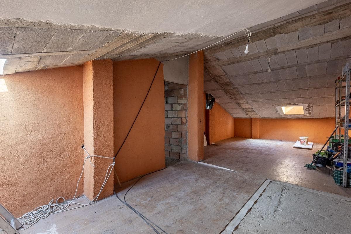 7 chambre Local Commercial à vendre à Arenas del Rey avec piscine - 380 000 € (Ref: 9820307)