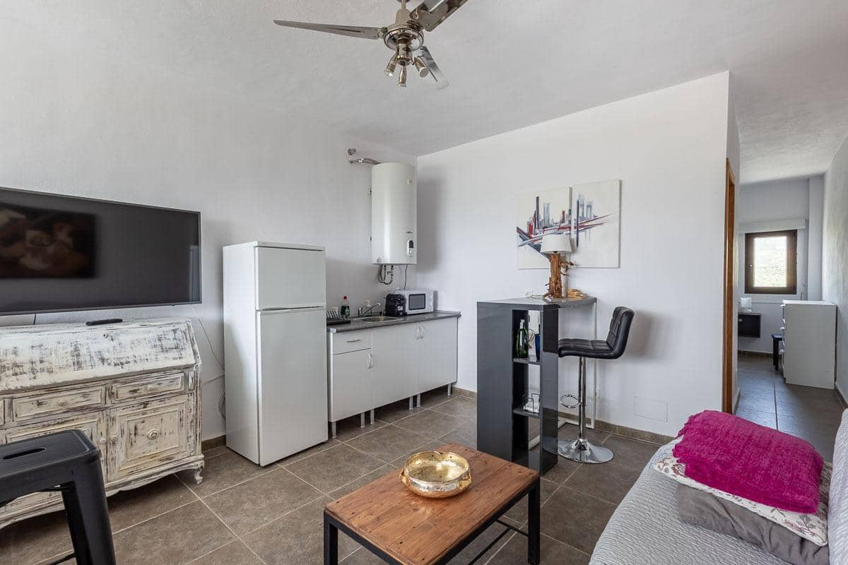 7 chambre Local Commercial à vendre à Arenas del Rey avec piscine - 380 000 € (Ref: 9820307)