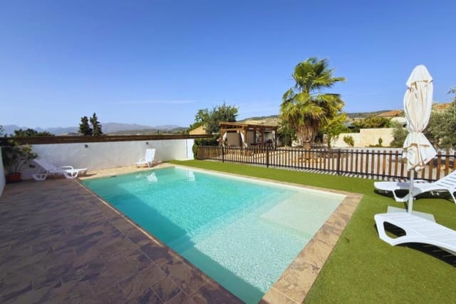 8 slaapkamer Commercieel te koop in Arenas del Rey met zwembad - € 345.000 (Ref: 9820307)